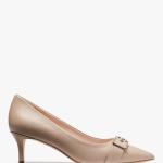 Daniella Pumps